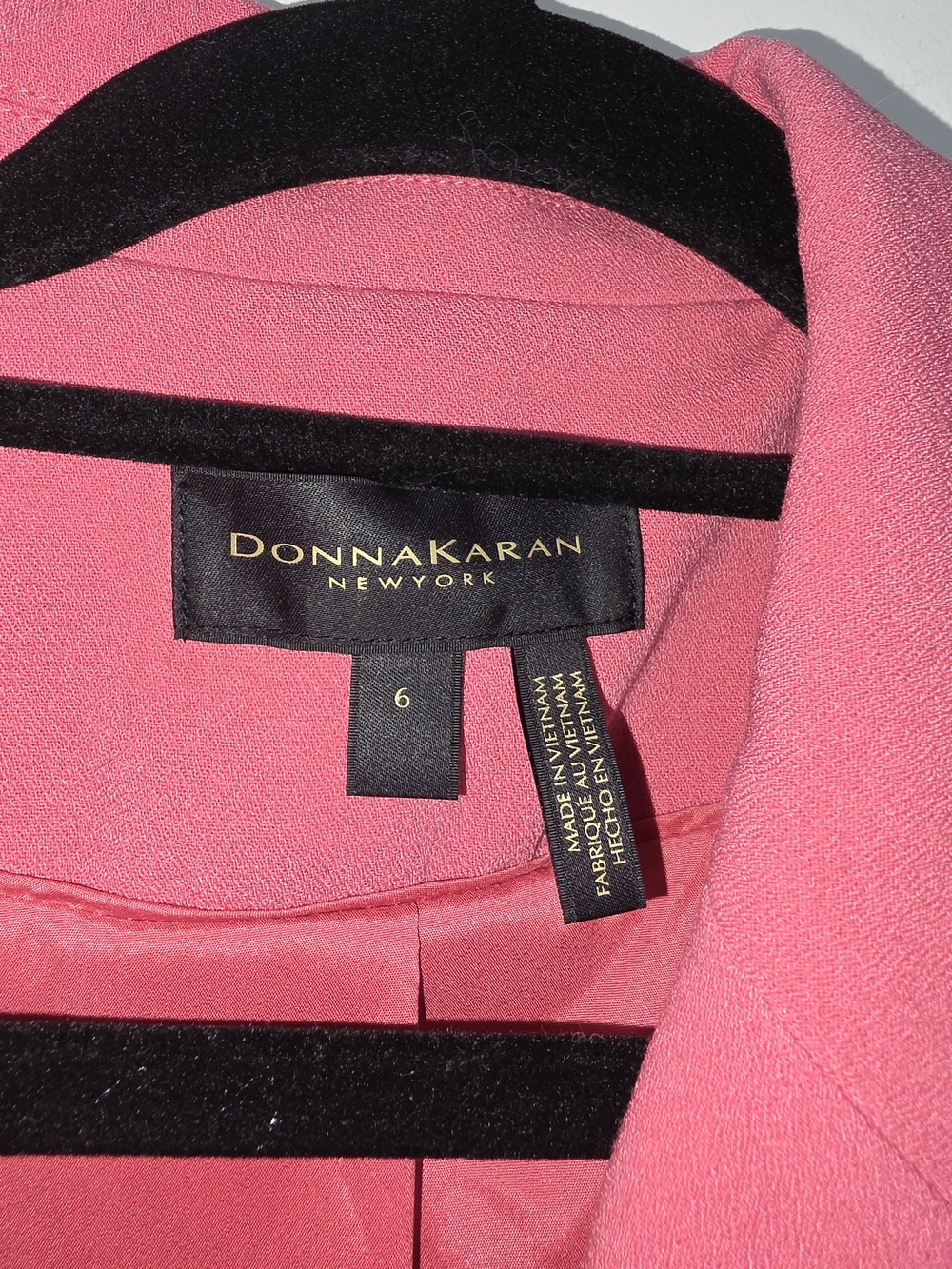 Donna Karan Pink Single-Button Blazer - Picture 3 of 3
